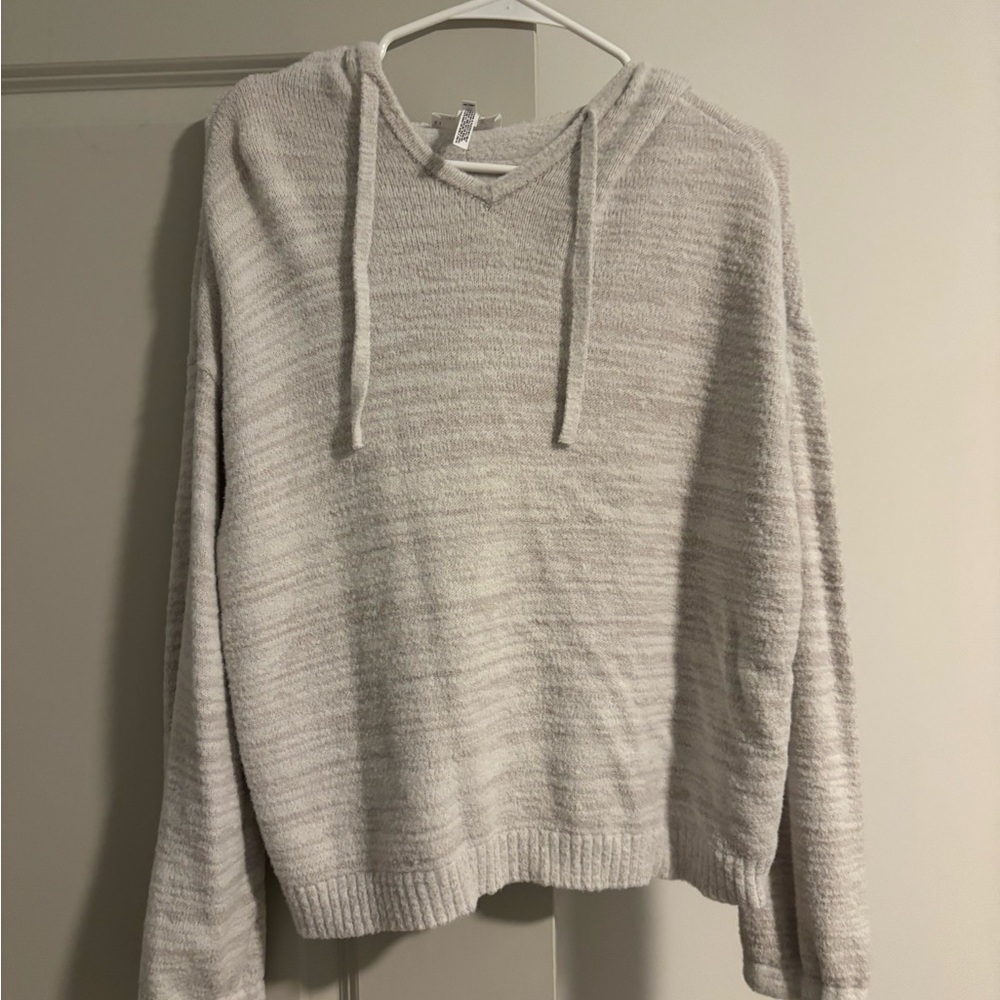 Soma Light Gray V-Neck Sweater